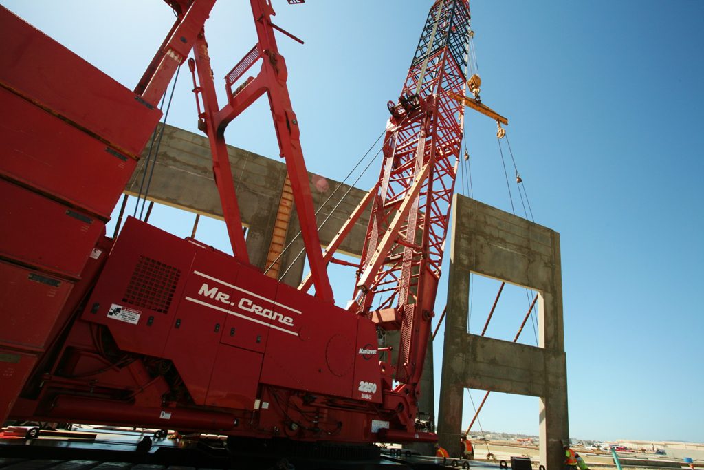 Tilt-Up Construction Crane Service 